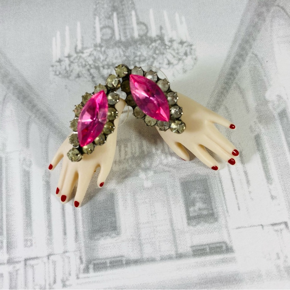 Amazing hand embellished vintage porcelain doll hand Earrings 00AK - Picture 2 of 3